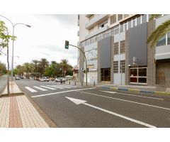 Locales en venta en la calle Obispo Romo 16