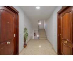 PISO ENTRE CALLE ARROYO Y CARRETERA DE CARMONA