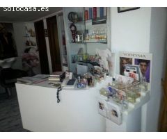 PELUQUERIA EN ALQUILER, ACONDICIONADA