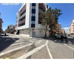 SE VENDE LOCAL COMERCIAL 300 MTS2  CENTRO DE TORREVIEJA