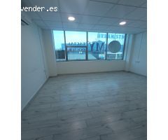 SE ALQUILA LOCAL COMERCIAL DE 70 MTS EN POLIGONO INDUSTRIAL DE TORREVIEJA