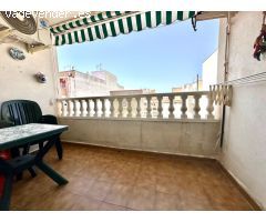 SE VENDE APARTAMENTO DE 3 D, 2 BAOS Y GARAJE EN EL CENTRO DE TORREVIEJA