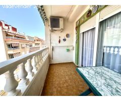 SE VENDE APARTAMENTO DE 3 D, 2 BAOS Y GARAJE EN EL CENTRO DE TORREVIEJA