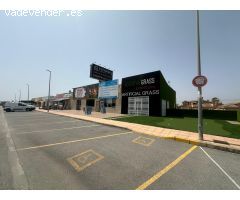 SE ALQUILA LOCAL COMERCIAL DE 70 MTS2 EN PRIMERA LINEA DE LA CARRETERA DE CREVILLENTE