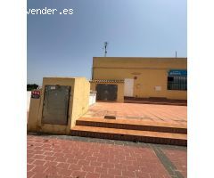 SE ALQUILA LOCAL COMERCIAL DE 70 MTS2 EN PRIMERA LINEA DE LA CARRETERA DE CREVILLENTE