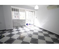 Piso en Alquiler en Los Sevillanos, Sevilla