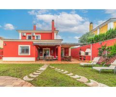Chalet en Venta en Montequinto, Sevilla