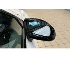 Volvo XC 60 2.0 B4 D PLUS DARK AUTO 197 CV de 2023 con 30.417 Km por 52.500 EUR. en A Coruna