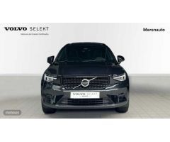 Volvo XC40 2.0 B3 PLUS DARK AUTO 163 CV de 2023 con 25.765 Km por 37.500 EUR. en A Coruna