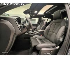 Volvo XC40 2.0 B3 PLUS DARK AUTO 163 CV de 2023 con 25.765 Km por 37.500 EUR. en A Coruna