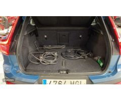 Volvo XC40 RECHARGE ELECTRICO PURO ULTIMATE 231CV de 2023 con 10.543 Km por 44.900 EUR. en Sevilla