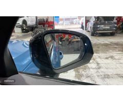 Volvo XC40 RECHARGE ELECTRICO PURO ULTIMATE 231CV de 2023 con 10.543 Km por 44.900 EUR. en Sevilla