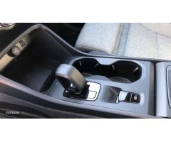 Volvo XC40 1.5 T2 CORE AUTO 5P de 2023 con 32.674 Km por 32.995 EUR. en Valladolid