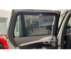 Volvo XC 90 2.0 T8 AWD ULTIMATE DARK RECHARGE AUTO 455 CV 7 Plazas de 2024 con 10.455 Km por 71.900