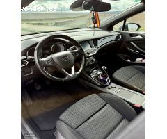 Opel Astra 1.6 CDTi 136 Dynamic 5p S/S de 2019 con 125.000 Km por 12.200 EUR. en Madrid
