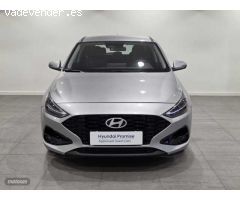 Hyundai i30 1.0 TGDI Klass 48V 100 de 2024 con 12 Km por 24.000 EUR. en Barcelona
