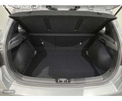 Hyundai i30 1.0 TGDI Klass 48V 100 de 2024 con 12 Km por 24.000 EUR. en Barcelona