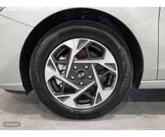 Hyundai i30 1.0 TGDI Klass 48V 100 de 2024 con 12 Km por 24.000 EUR. en Barcelona