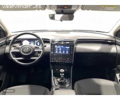 Hyundai Tucson 1.6 TGDI Maxx 4x2 de 2023 con 40.500 Km por 25.990 EUR. en Barcelona