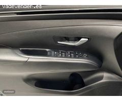 Hyundai Tucson 1.6 TGDI Maxx 4x2 de 2023 con 40.500 Km por 25.990 EUR. en Barcelona
