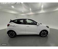 Hyundai i10 1.0 MPI Klass de 2023 con 10.100 Km por 14.900 EUR. en Barcelona