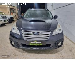 Subaru Outback Executive 4x4 automatico de 2015 con 195.000 Km por 12.000 EUR. en Sevilla
