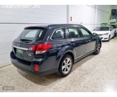 Subaru Outback Executive 4x4 automatico de 2015 con 195.000 Km por 12.000 EUR. en Sevilla