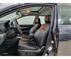 Subaru Outback Executive 4x4 automatico de 2015 con 195.000 Km por 12.000 EUR. en Sevilla