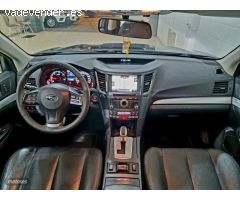 Subaru Outback Executive 4x4 automatico de 2015 con 195.000 Km por 12.000 EUR. en Sevilla