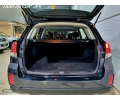 Subaru Outback Executive 4x4 automatico de 2015 con 195.000 Km por 12.000 EUR. en Sevilla