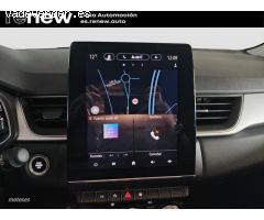 Renault Captur TECHNO E-TECH de 2023 con 22.600 Km por 24.900 EUR. en Madrid