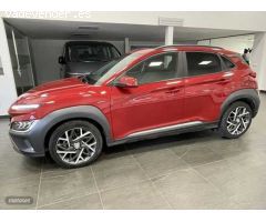 Hyundai Kona 1.6 GDI HEV Style Sky DCT de 2021 con 66.607 Km por 21.900 EUR. en Madrid