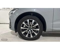 Volvo XC 60 Plus, B4 AWD Mild Hybrid, Diesel, Dark de 2024 con 11.500 Km por 49.500 EUR. en Burgos