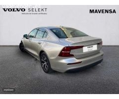 Volvo S60 Core, B4 Mild Hybrid, Gasolina de 2023 con 38.779 Km por 34.800 EUR. en Badajoz