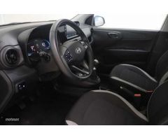 Hyundai i10 1.0 MPI Klass de 2024 con 14.114 Km por 14.900 EUR. en Valencia