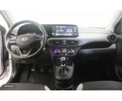 Hyundai i10 1.0 MPI Klass de 2024 con 14.114 Km por 14.900 EUR. en Valencia