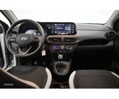 Hyundai i10 1.0 MPI Klass de 2024 con 10.133 Km por 15.700 EUR. en Alicante