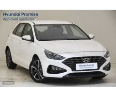 Hyundai i30 1.5 DPI Klass SLX 110 de 2024 con 5.221 Km por 19.600 EUR. en Alicante