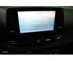 Hyundai i30 1.5 DPI Klass SLX 110 de 2024 con 5.221 Km por 19.600 EUR. en Alicante