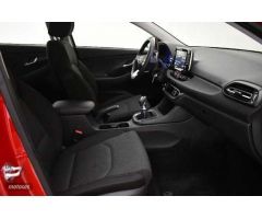 Hyundai i30 1.5 DPI Klass SLX 110 de 2024 con 9.244 Km por 19.600 EUR. en Alicante