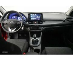 Hyundai i30 1.5 DPI Klass SLX 110 de 2024 con 9.244 Km por 19.600 EUR. en Alicante