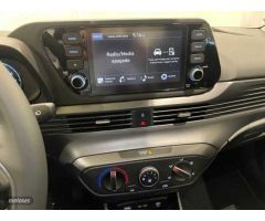 Hyundai i20 1.0 TGDI Klass 100 de 2024 con 10 Km por 20.000 EUR. en Barcelona