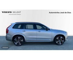 Volvo XC 90 2.0 B5 D R-DESIGN AWD AUTO 235 5P 7 Plazas de 2023 con 11.970 Km por 74.900 EUR. en Zamo