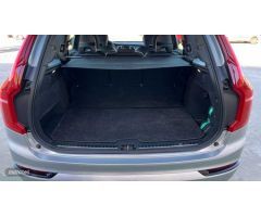 Volvo XC 90 2.0 B5 D R-DESIGN AWD AUTO 235 5P 7 Plazas de 2023 con 11.970 Km por 74.900 EUR. en Zamo