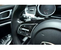 Kia Ceed Tourer 1.5 MHEV 118kW(160CV) GT Line DCT de 2021 con 104.000 Km por 19.500 EUR. en Madrid