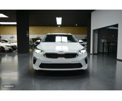 Kia Ceed Tourer 1.5 MHEV 118kW(160CV) GT Line DCT de 2021 con 104.000 Km por 19.500 EUR. en Madrid
