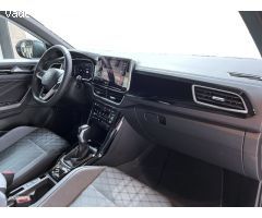 Volkswagen T-Roc R-Line 1.5 TSI DSG de 2025 con 20 Km por 33.990 EUR. en Barcelona