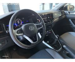 Volkswagen Taigo “Mas” 1.0 TSI Negro de 2025 con 20 Km por 24.890 EUR. en Barcelona