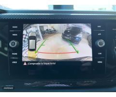 Volkswagen Taigo “Mas” 1.0 TSI Negro de 2025 con 20 Km por 24.890 EUR. en Barcelona