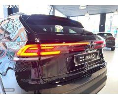 Volkswagen Taigo “Mas” 1.0 TSI Negro de 2025 con 20 Km por 24.890 EUR. en Barcelona